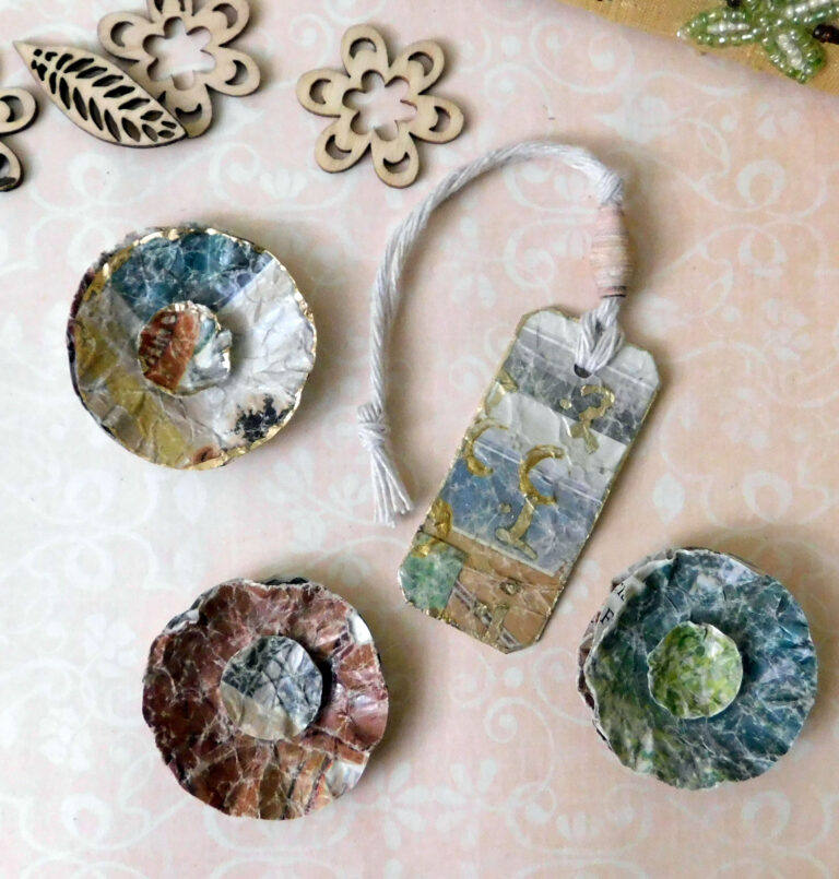 Read more about the article Momigami Paper Charms And Flowers