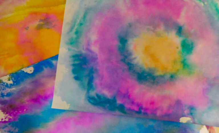 Read more about the article Tie Dye Paper